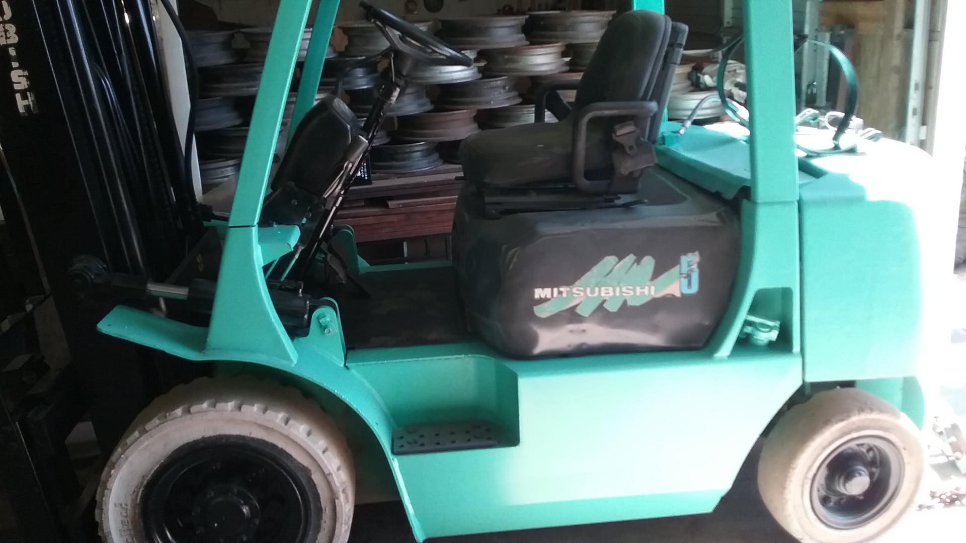 Pro-Lift Equipment | Houston TX