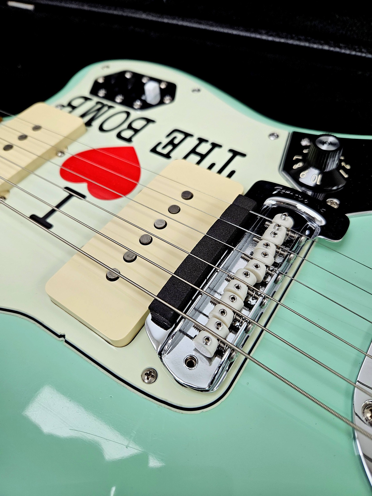 ギター Jazzmaster-type guitar Installed a fuzz Installed a fuzz