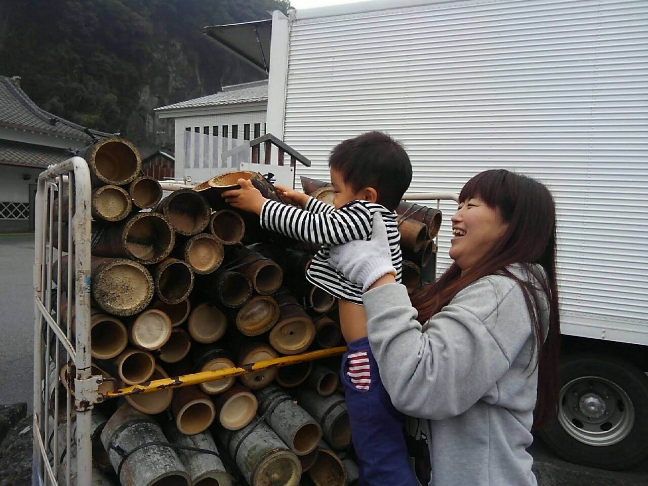 里山竹遊会 - 私達と同様に竹に関する活動をしています。