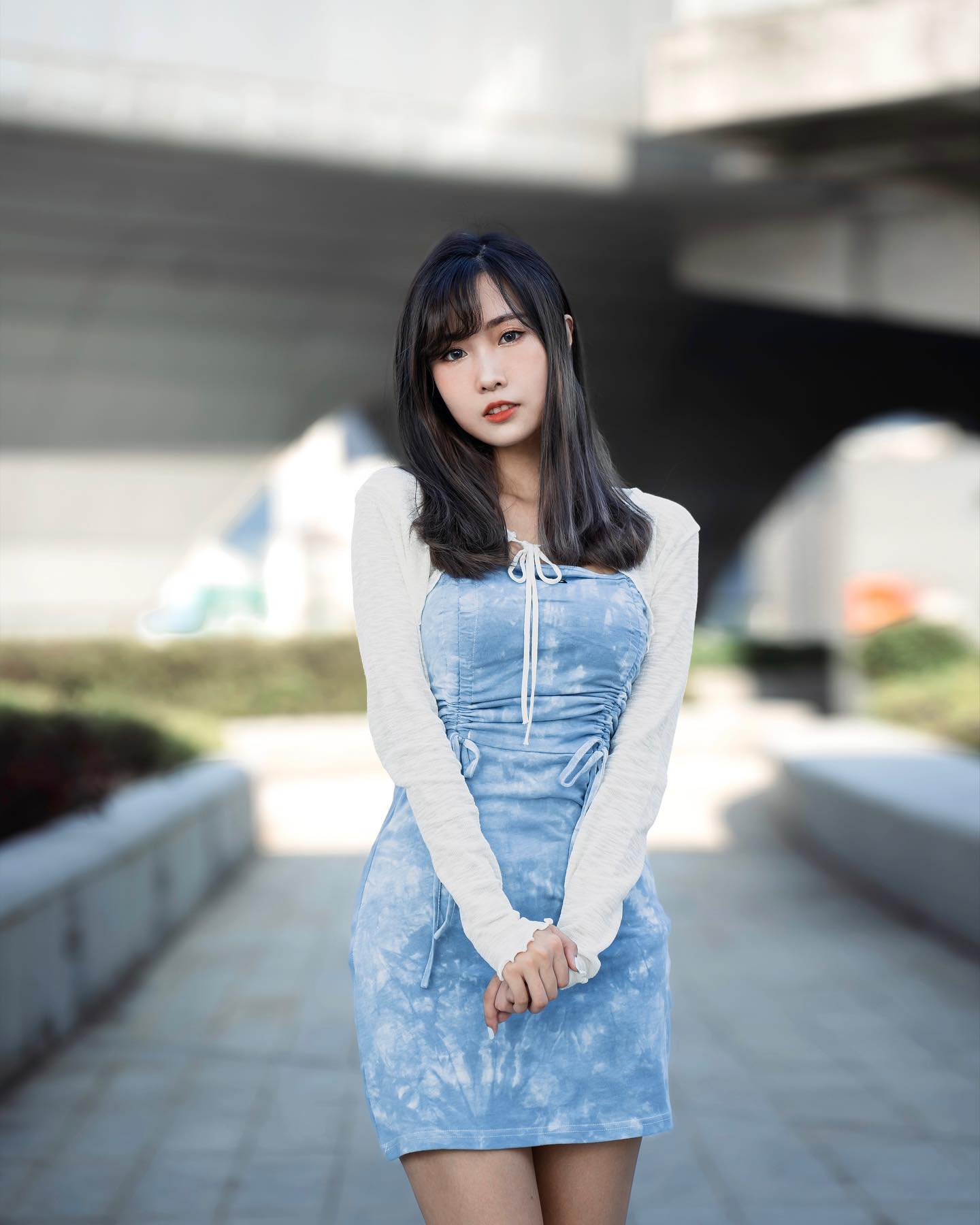 Twiggy 翠兒 - 若一切 都已雲煙成雨 我能否變成淤泥 再一次沾染你～ 📸： @hlstoryhk...