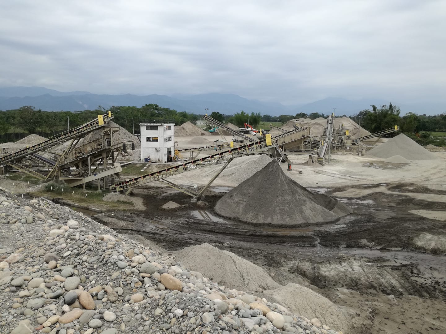 Gravas Y Arenas Del Guayuriba Villavicencio. | Villavicencio