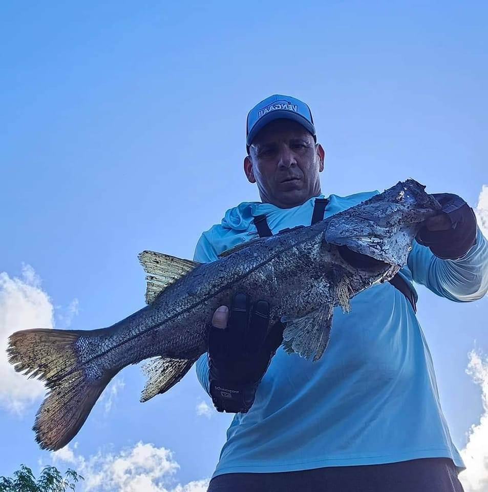 Roberto fishing PR