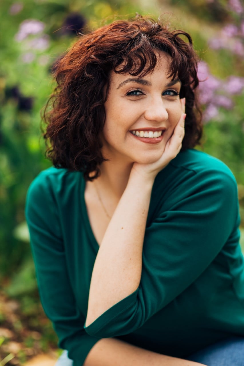 MEET THE CAST: Sarah... - Oklahoma Shakespearean Festival | Facebook