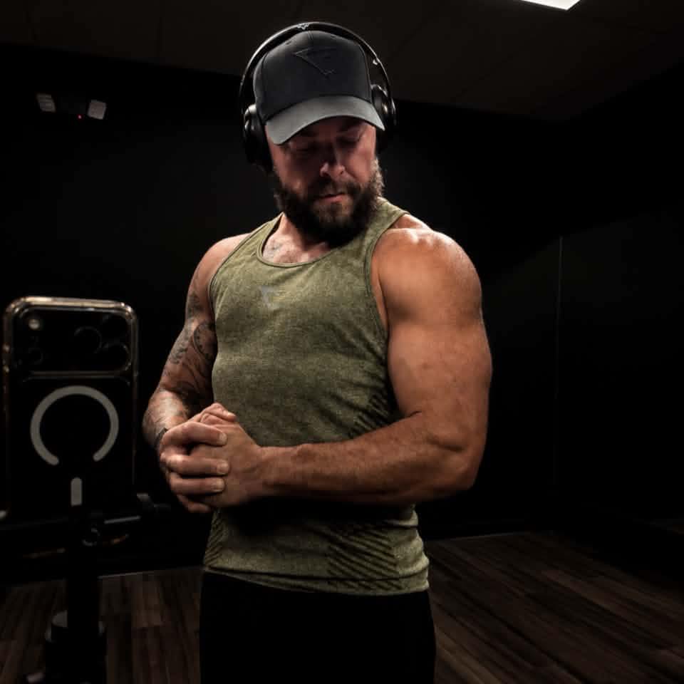 Chest&tri day. 10/8 Powered by Shadow Realm Preworkout from Hollow Labs ...
