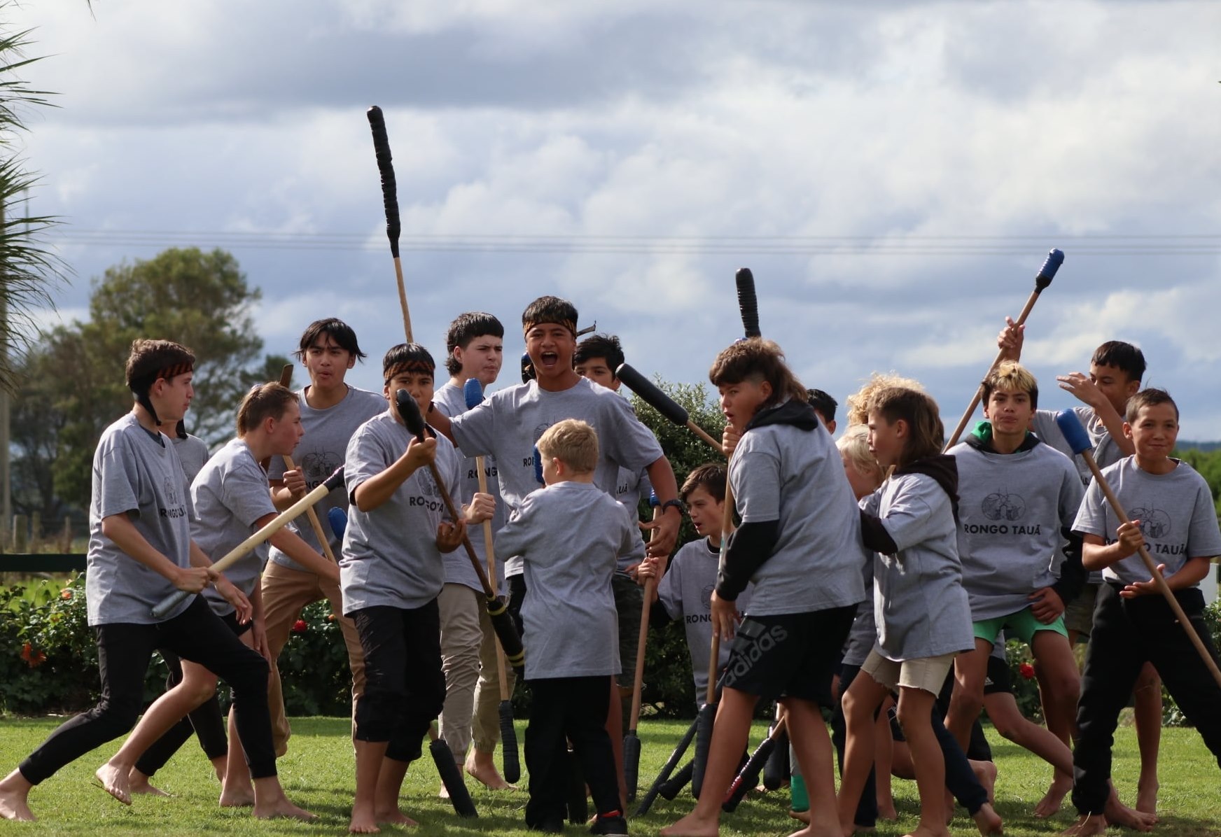 Rongo Taua - Introducing Rongo Taua Matua Whitz Kerehoma: Ko whitikama ...