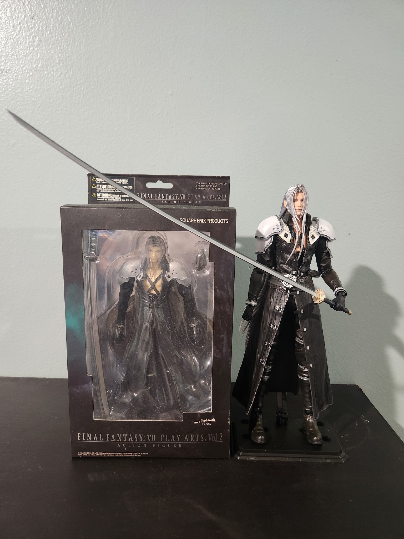 Final Fantasy VII Sephiroth Play Arts Figure Collection
