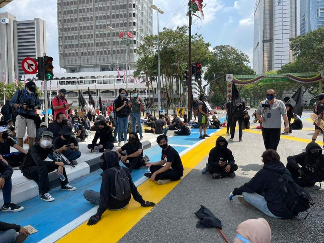 Melakaexplorer Balik Dari Luar Negara 14 Hari Bebas Facebook