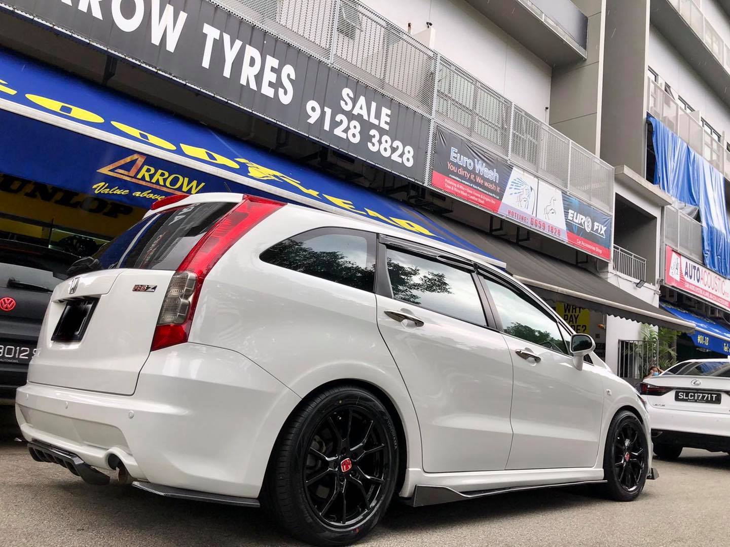 17” Type R design on Honda Stream.... - Arrow Tyres Pte Ltd