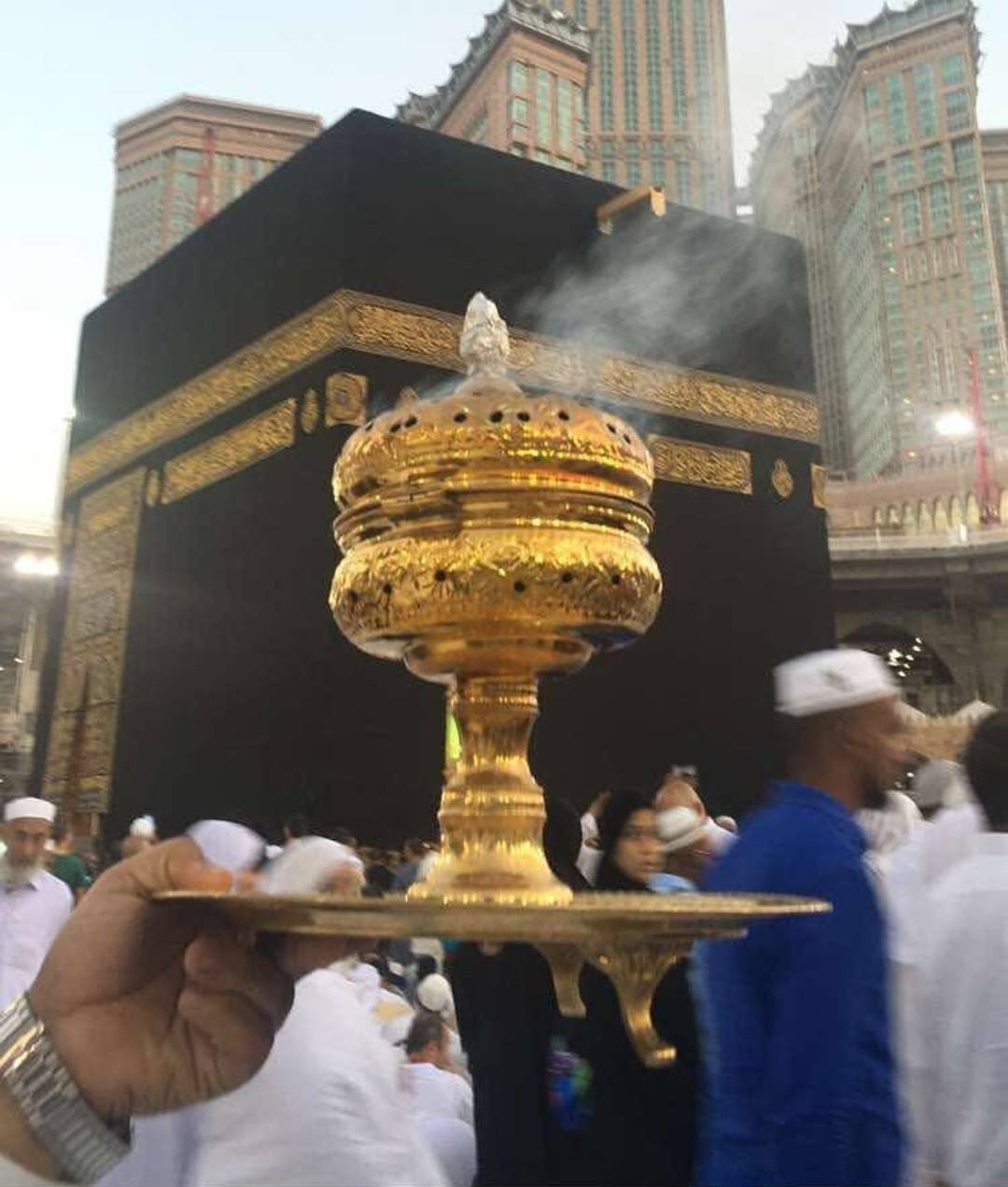 WHAT ARE THE BENEFITS OF BURNING... - Ar Razi Malaysian Oud | Facebook