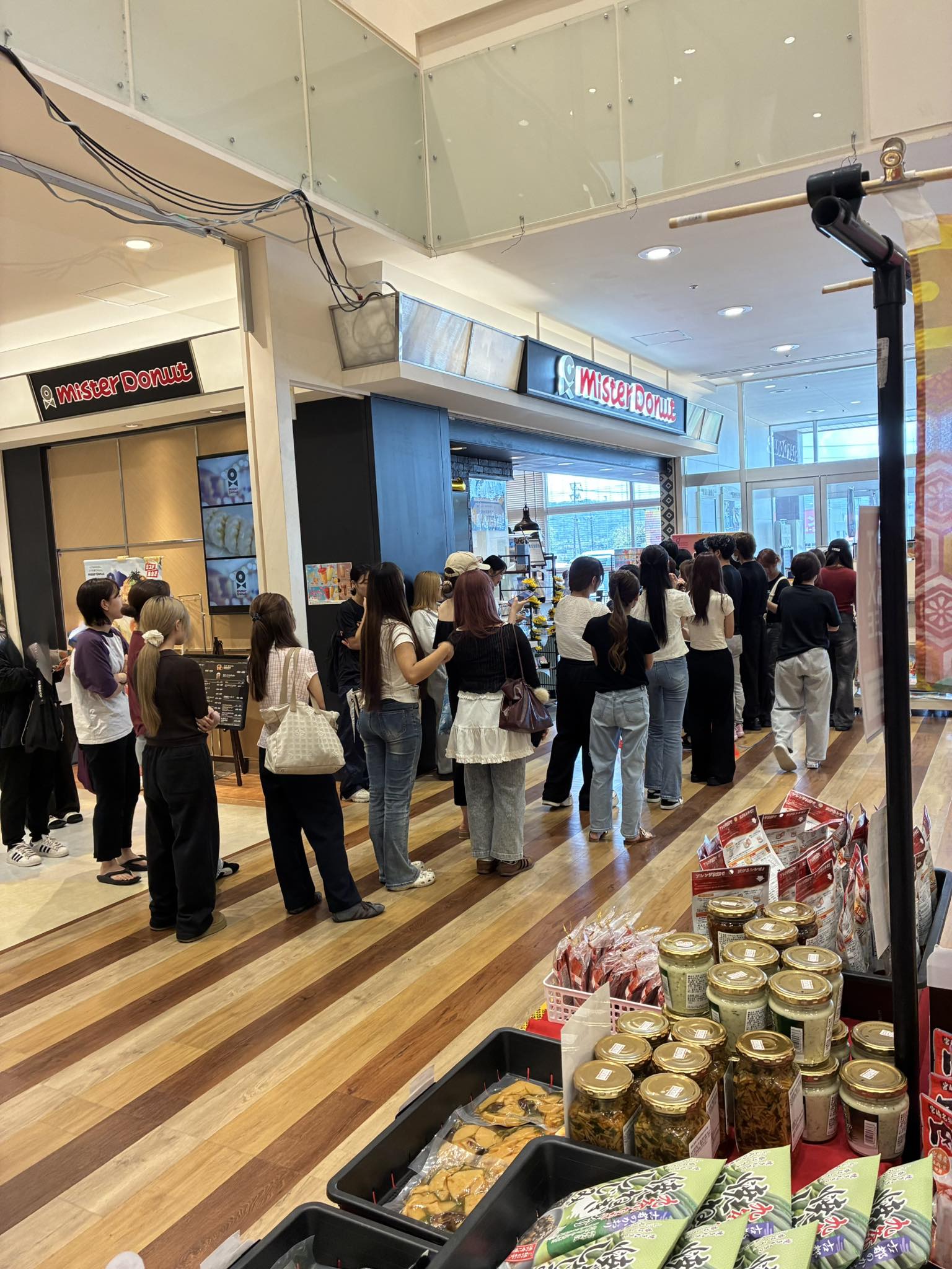 ミスド 行列 今日