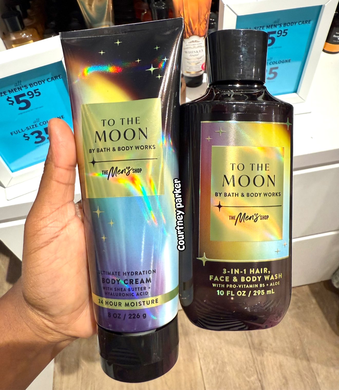 To the Moon 🌙 from BBW smells Amazing.🤩🖤✨