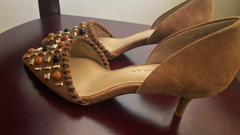 Escarpins Talons Moyen Antonio Melani Couleur Vin - Taille 6.5 - Occasion Doucement Portés