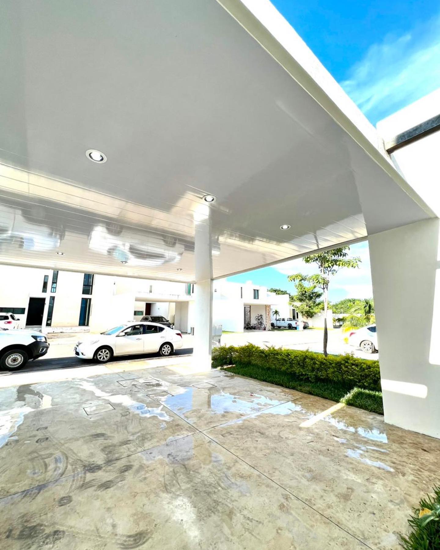 Panelmot PVC - Dale un toque de elegancia a tus techos con...