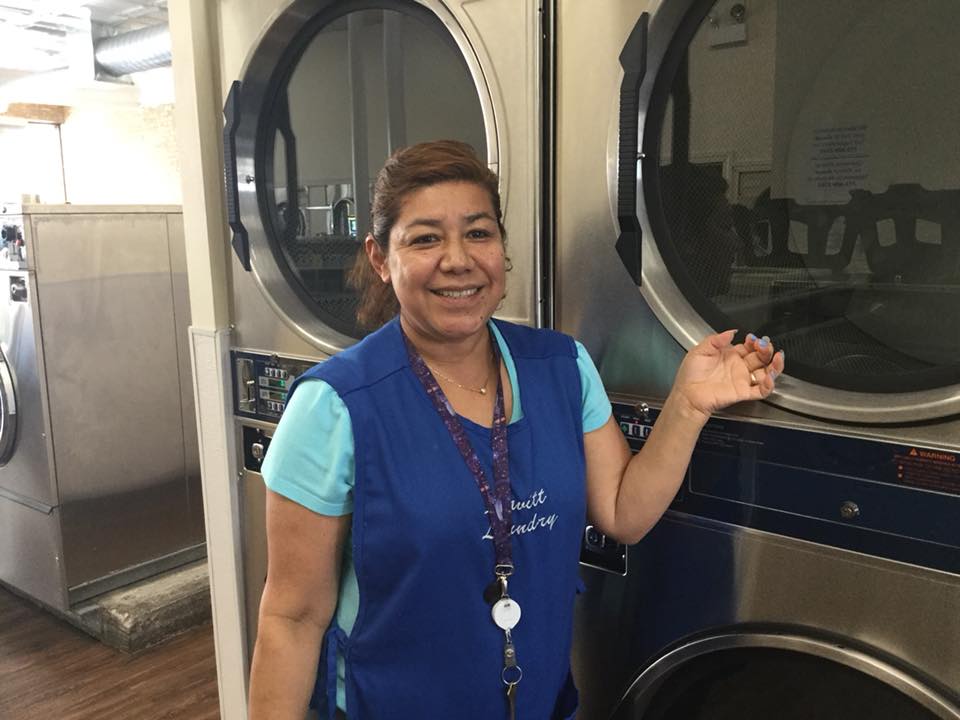 Leavitt Laundry | Chicago IL