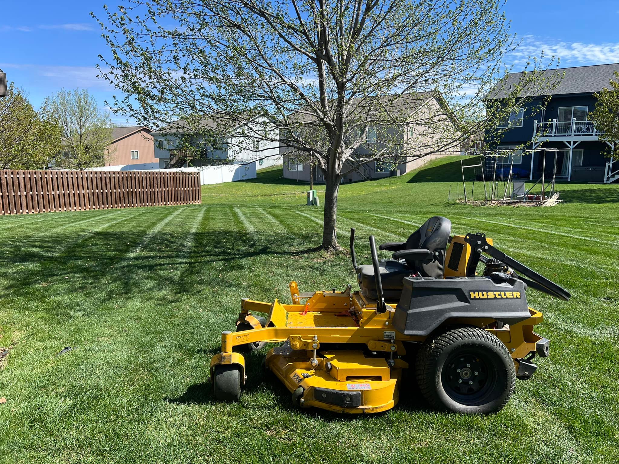 Pristine Green Lawn Services LLC