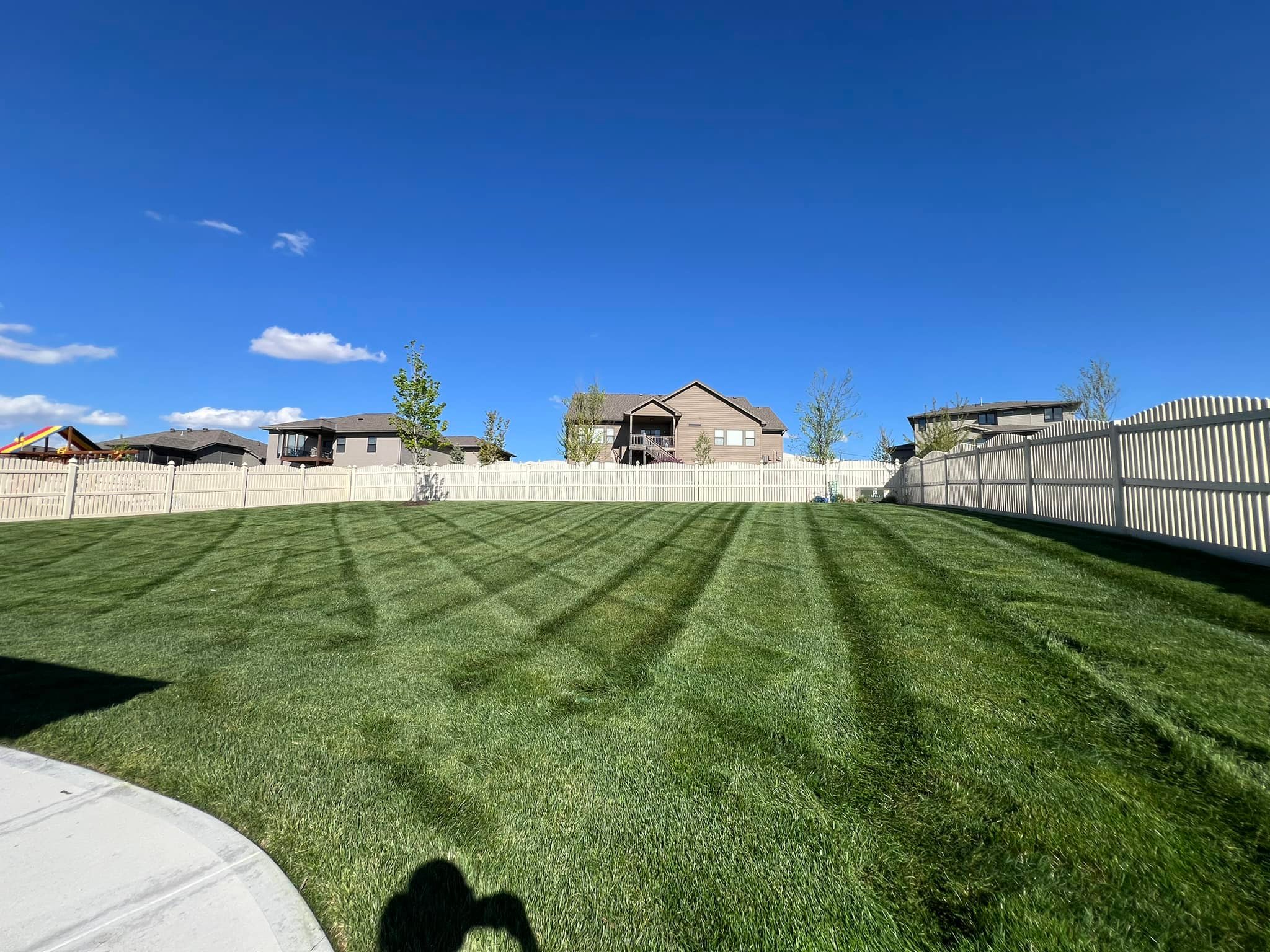 Pristine Green Lawn Services LLC