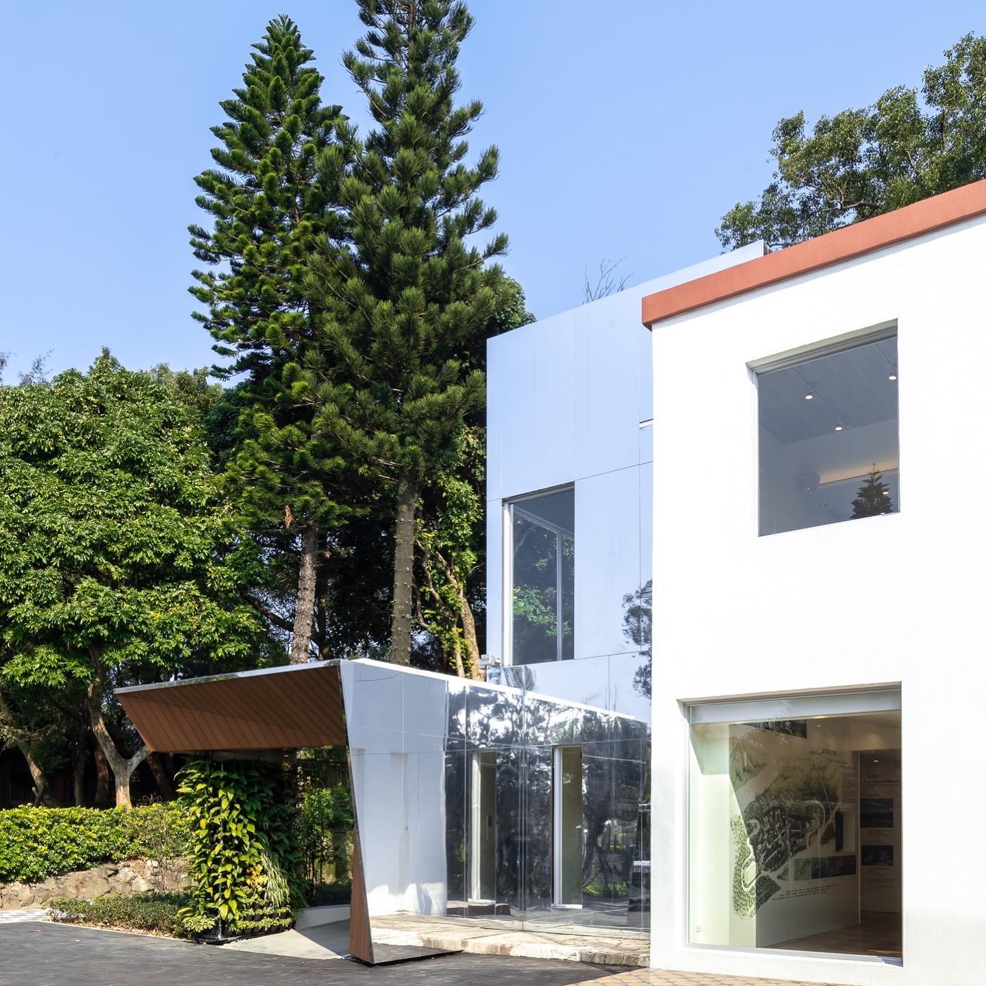 從建築開始扎根，讓設計隨著養份生長，人文與美學浸潤其中，我們期許... - 大器聯合室內設計 AX Design Group | Facebook