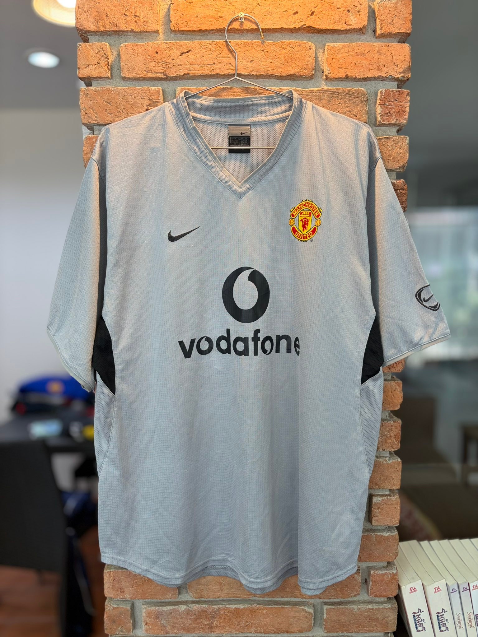 2004/2005 Nike T90 Manchester United Training Shirt