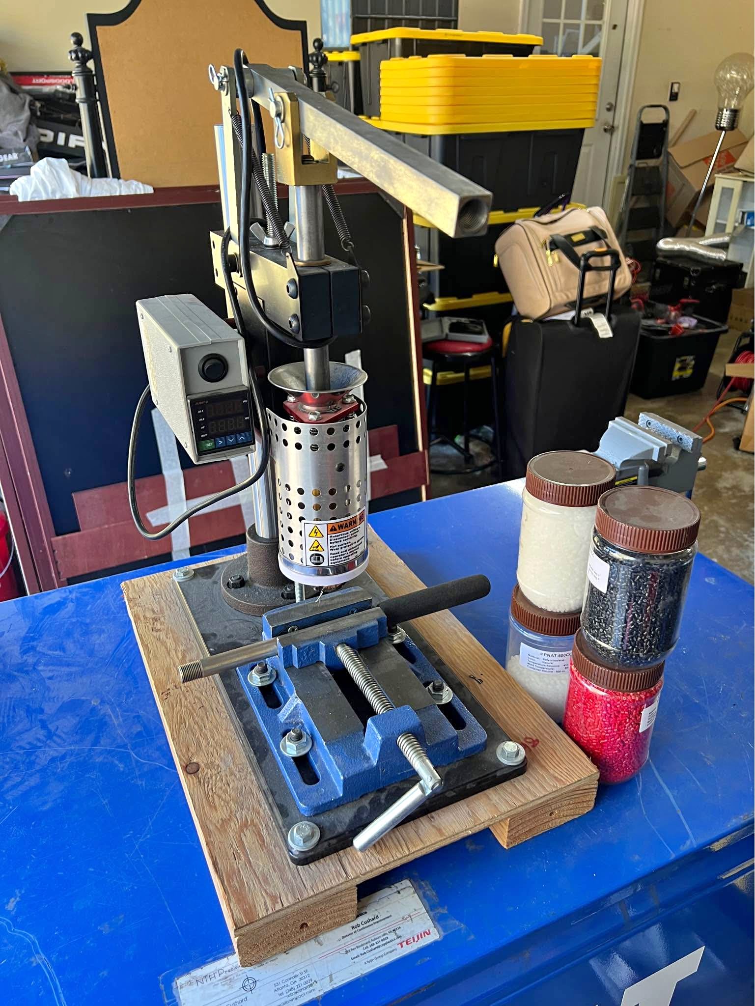 MODEL 150A PLASTIC INJECTION MACHINE - Measuring Tools & Sensors ...