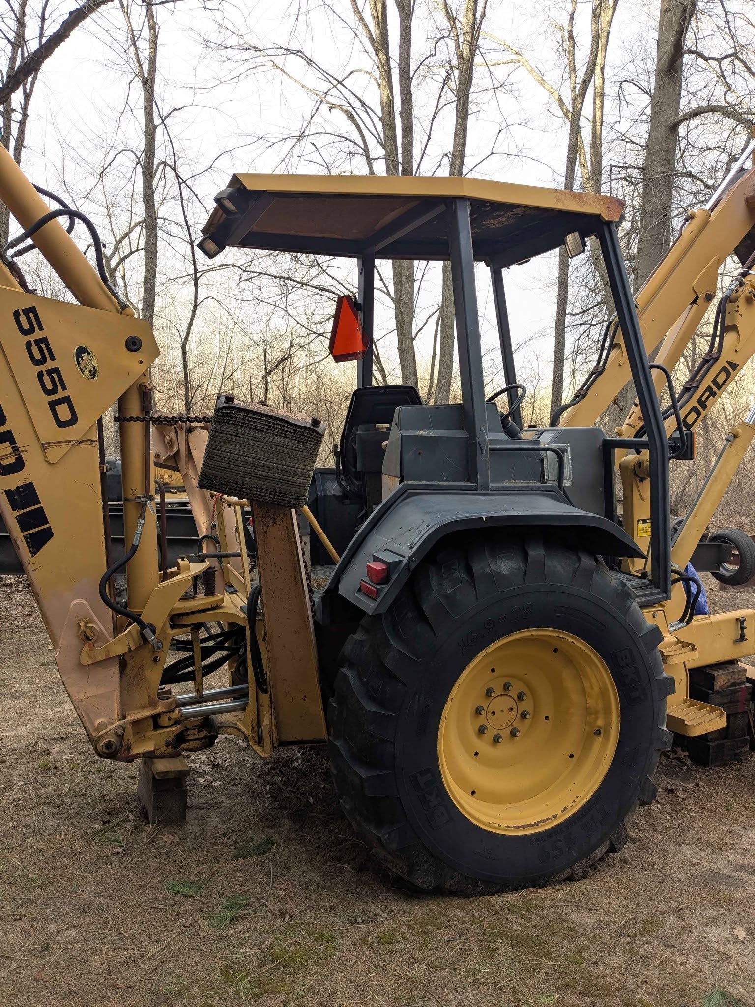 1995 Ford 555D Loader Backhoe Tractor - Commercial Vehicles ...