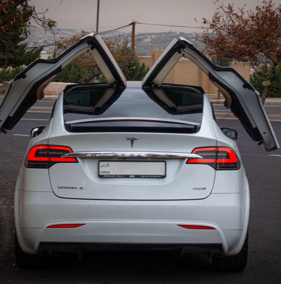 Tesla Driver Irbid