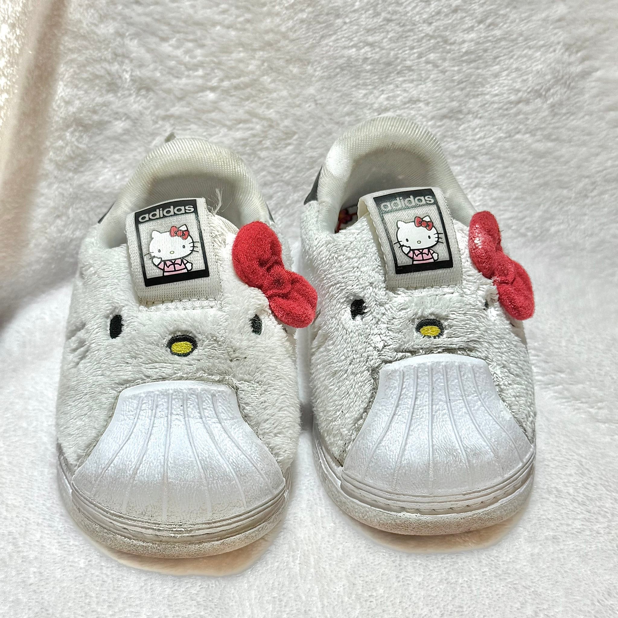 adidas gazelle silver green womens TD) adidas Originals x Hello Kitty and Friends Superstar 360 'Pink Wh   SneakerSouqq