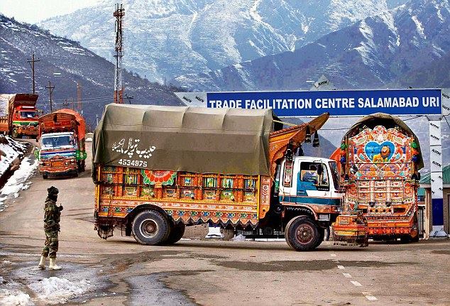 Trucks Of Pakistan - حسن کی ملکہ ..... ♥️ | Facebook