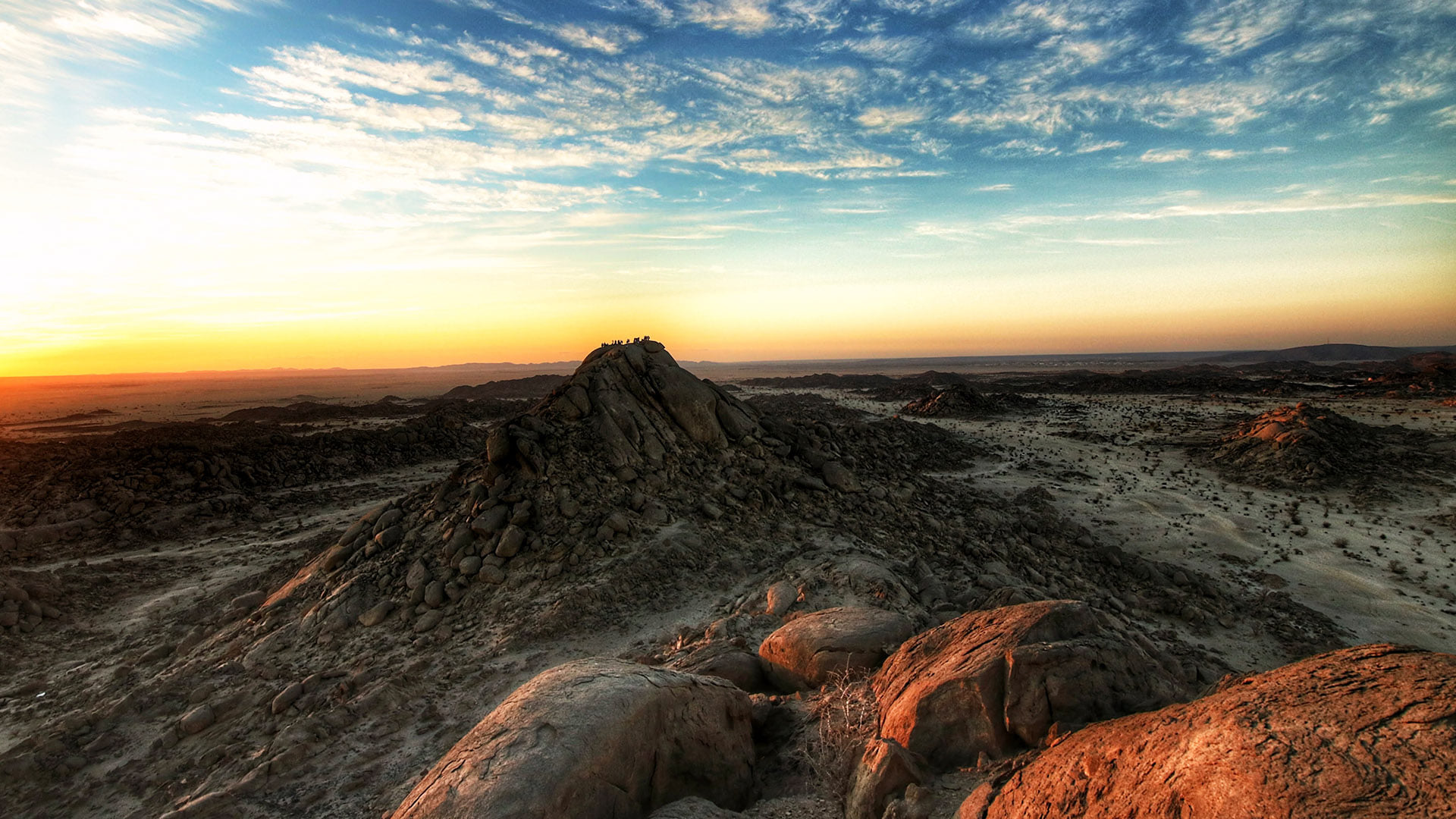 Visit Saudi Be An Astronaut For A Night And Set Up Camp At Moon Mountain Just An Hour S Drive North Of Jeddah This Otherwordly Landscape Offers Adventurers Unparalleled Views Of The