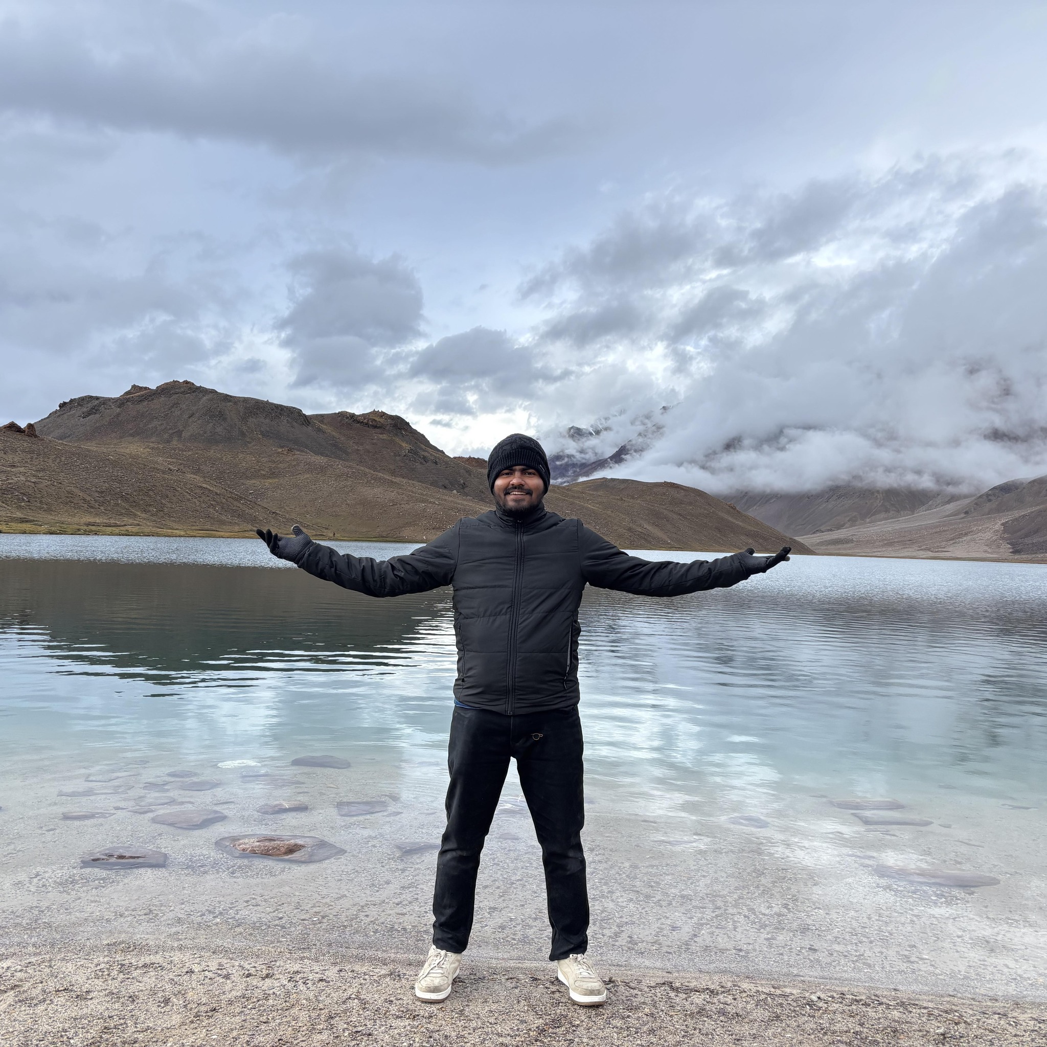Doosra 🫶🏼 bhi main Deta Himalaya 🏔️🫠🤌🏽 #himachalpradesh ️ #himalayas # ...