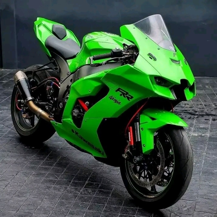 Akira Yanagawa Lucky Strike Kawasaki ZXR