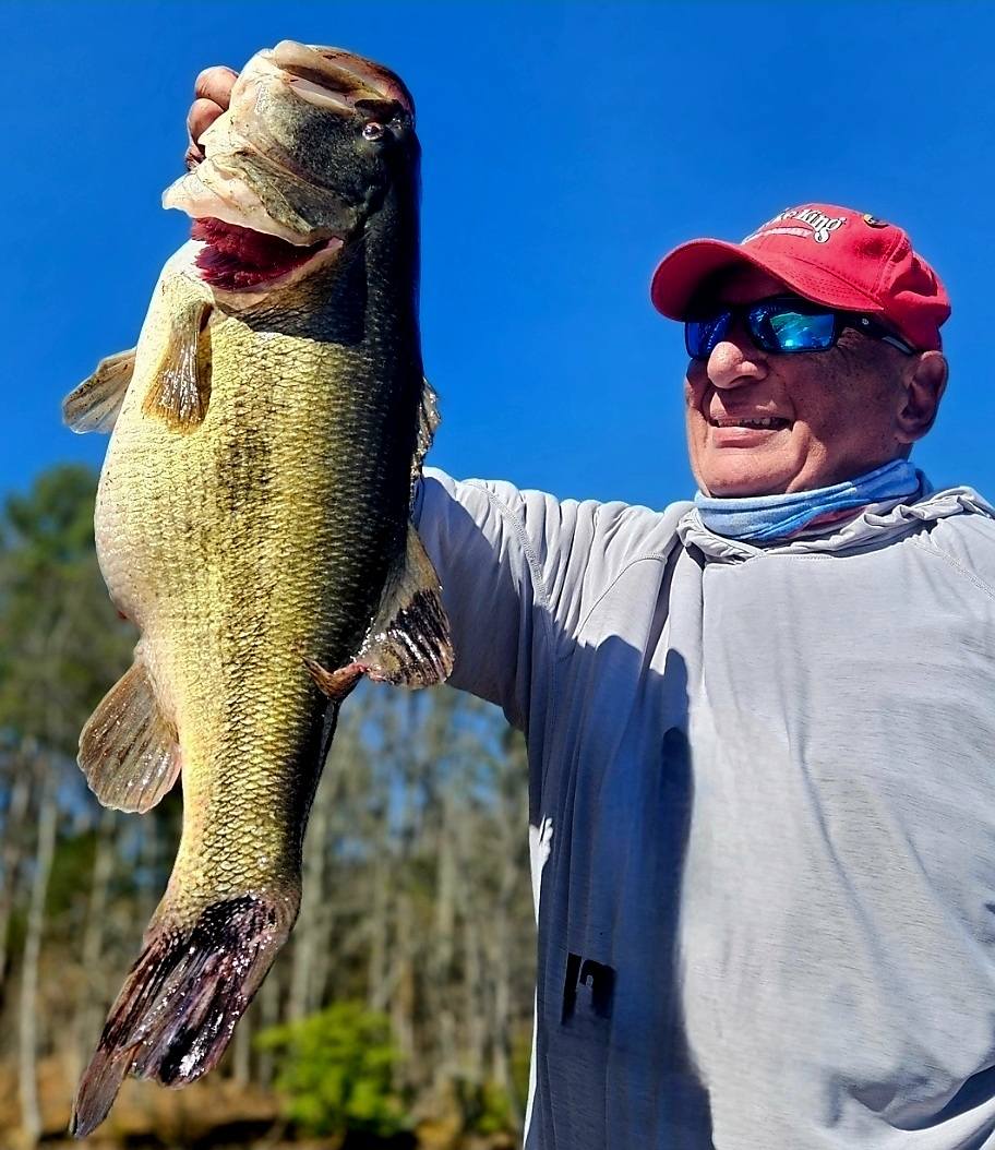 cane pole bass fishing I wrote this book, Strictly BIG (Available on Amazon).... for a kid with a or the modern day bass angler in hopes of guiding them to their biggest bass TOPWATER' ... DELTA STRIPER ande Include Slimline Silicone Fly Box (+ £10)?:Yes Please (+ £10)