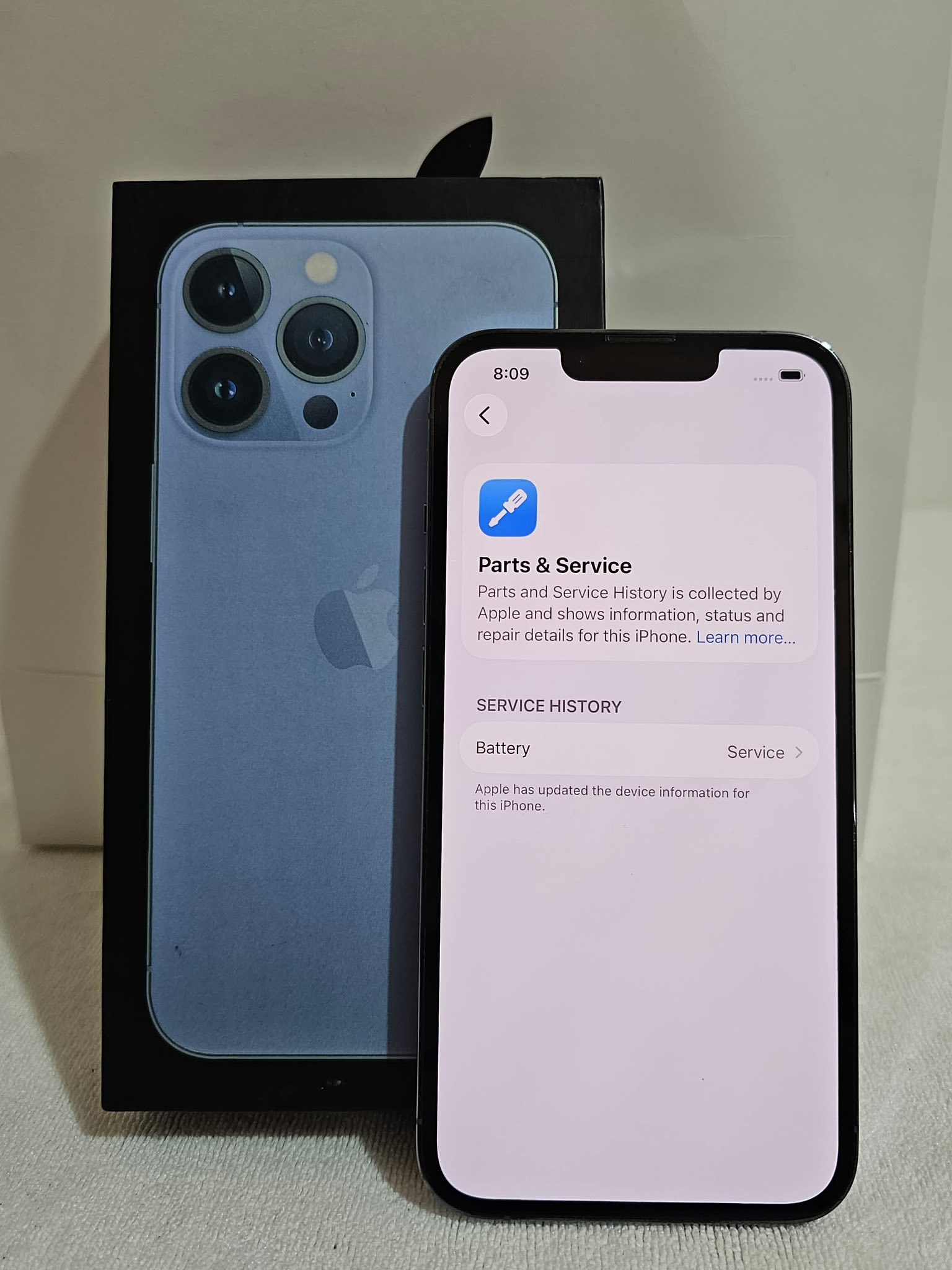 What is the value of an iPhone 13 Pro 256GB in the US market?