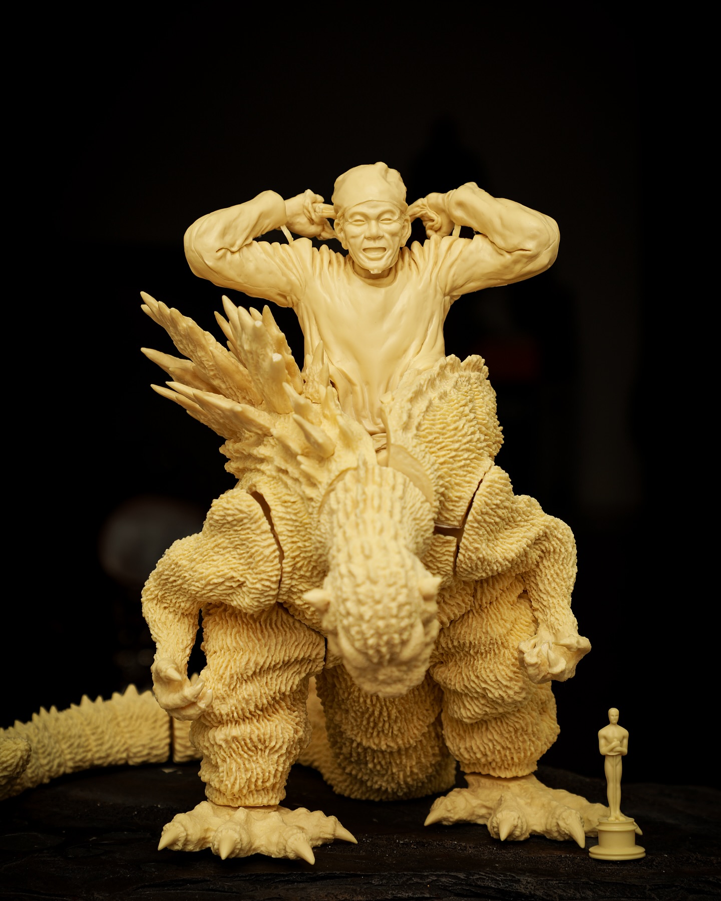 Godzilla suit actor Haruo Nakajima ! Gonna send it for the paint 