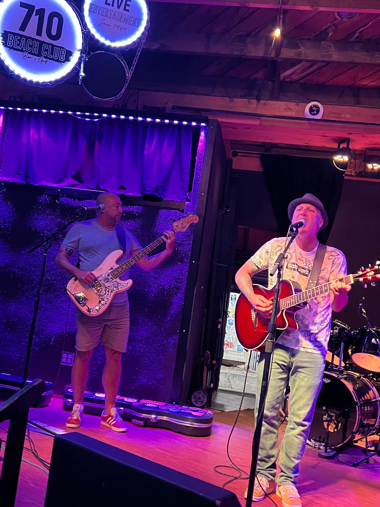 Chris Dutton Music