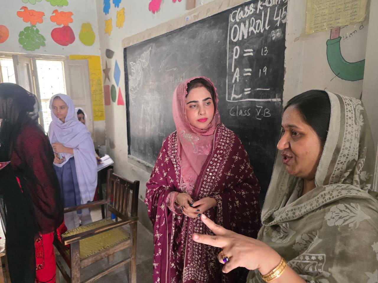 Rida - School visit | Facebook