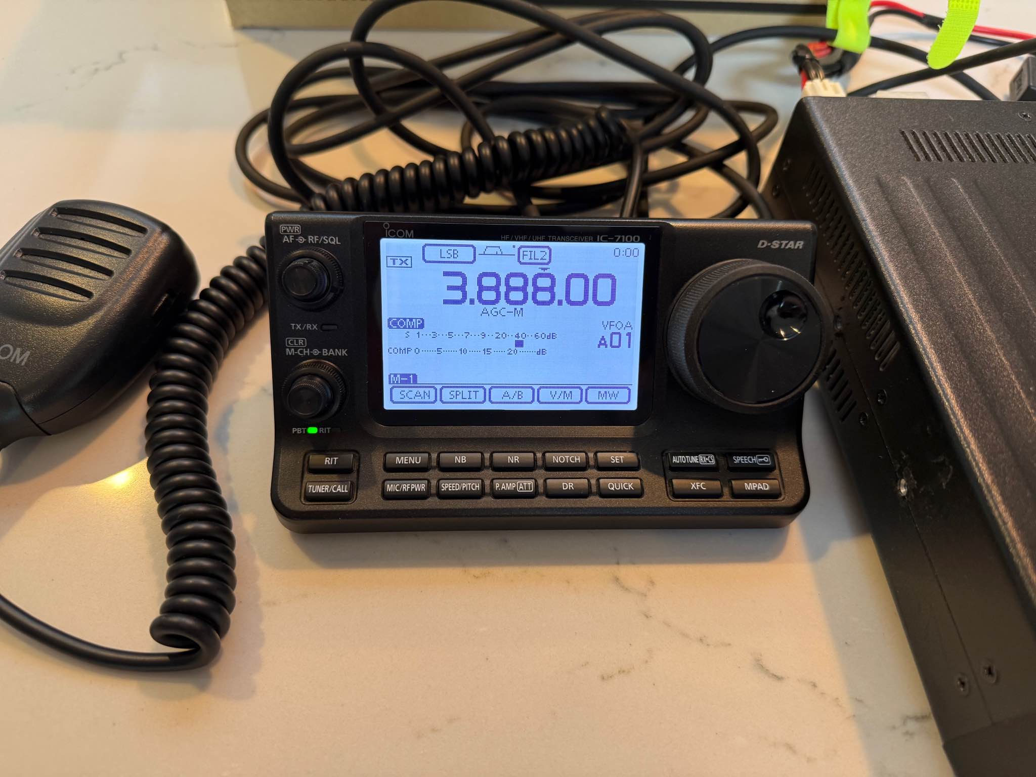 HAM RADIO | Icom 7100 HF/VHF/UHF/DV/DSTAR plus CB/GMRS/FMRS Radio ...