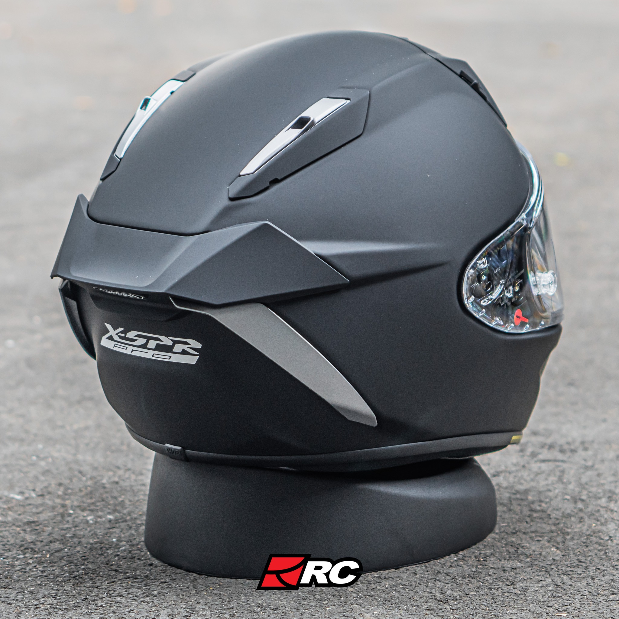 NEW ITEM!! Helm full face terbaru dari Shoei dengan model yang keren ...