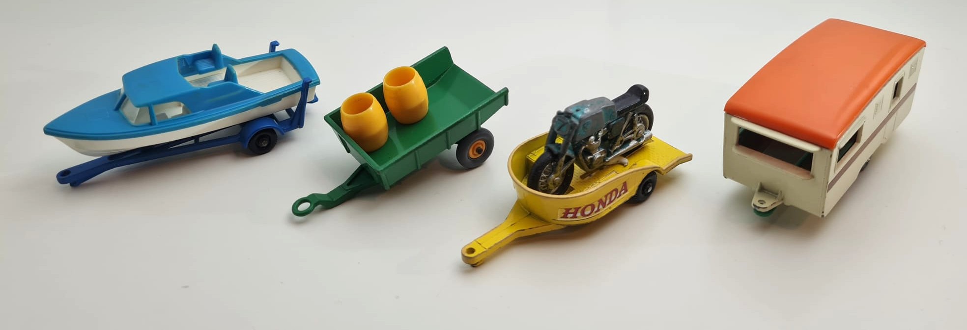 1966 Lesney 9d boat and trailer model variations
