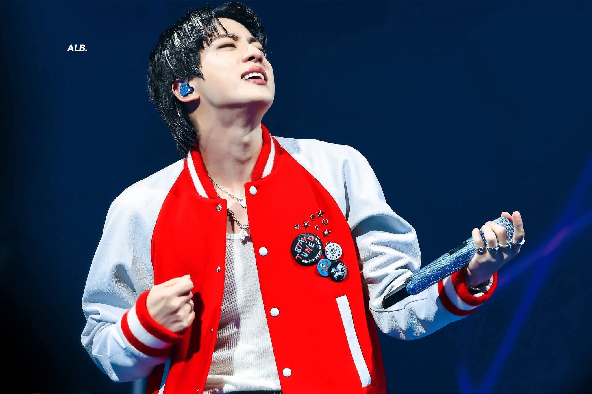 𝐅𝐔𝐍𝐅𝐀𝐂𝐓]✨️❗️ 𝐎𝐧𝐞 𝐭𝐡𝐢𝐧𝐠 𝐚𝐛𝐨𝐮𝐭 #JIN 𝐢𝐬