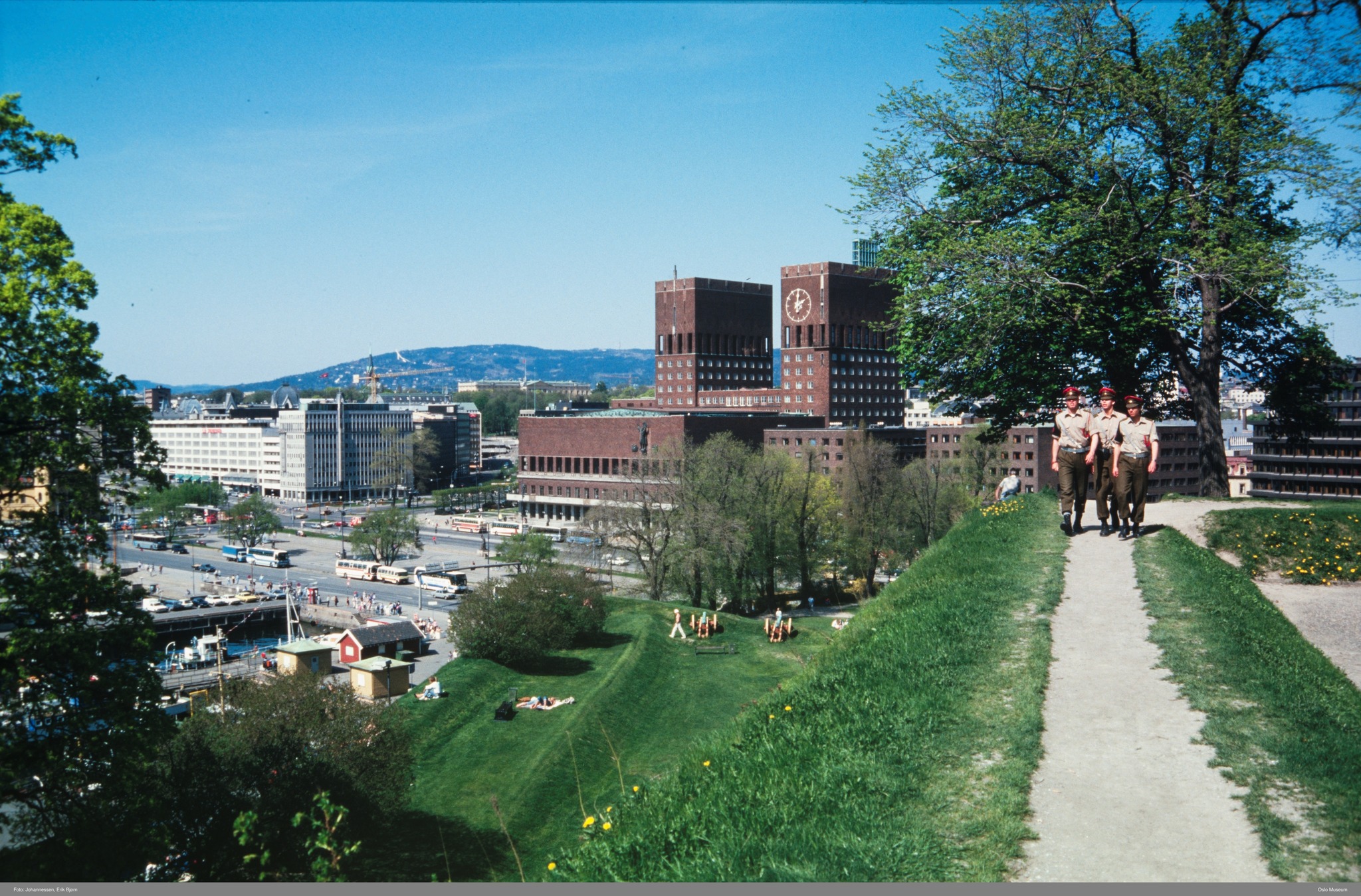 Gamle bilder fra Oslo | Utsikt mot Rådhuset fra Akershus festning ...