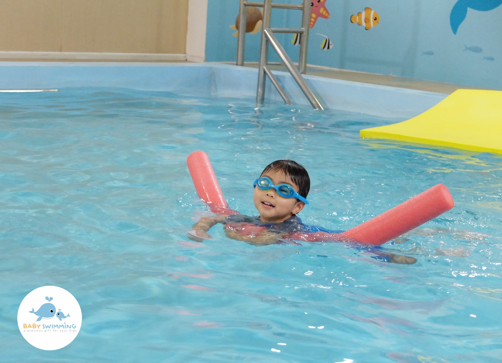 🐳 ไม่ว่าจะเกาะอุปกรณ์แบบไหน... - Baby Swimming Rama 9