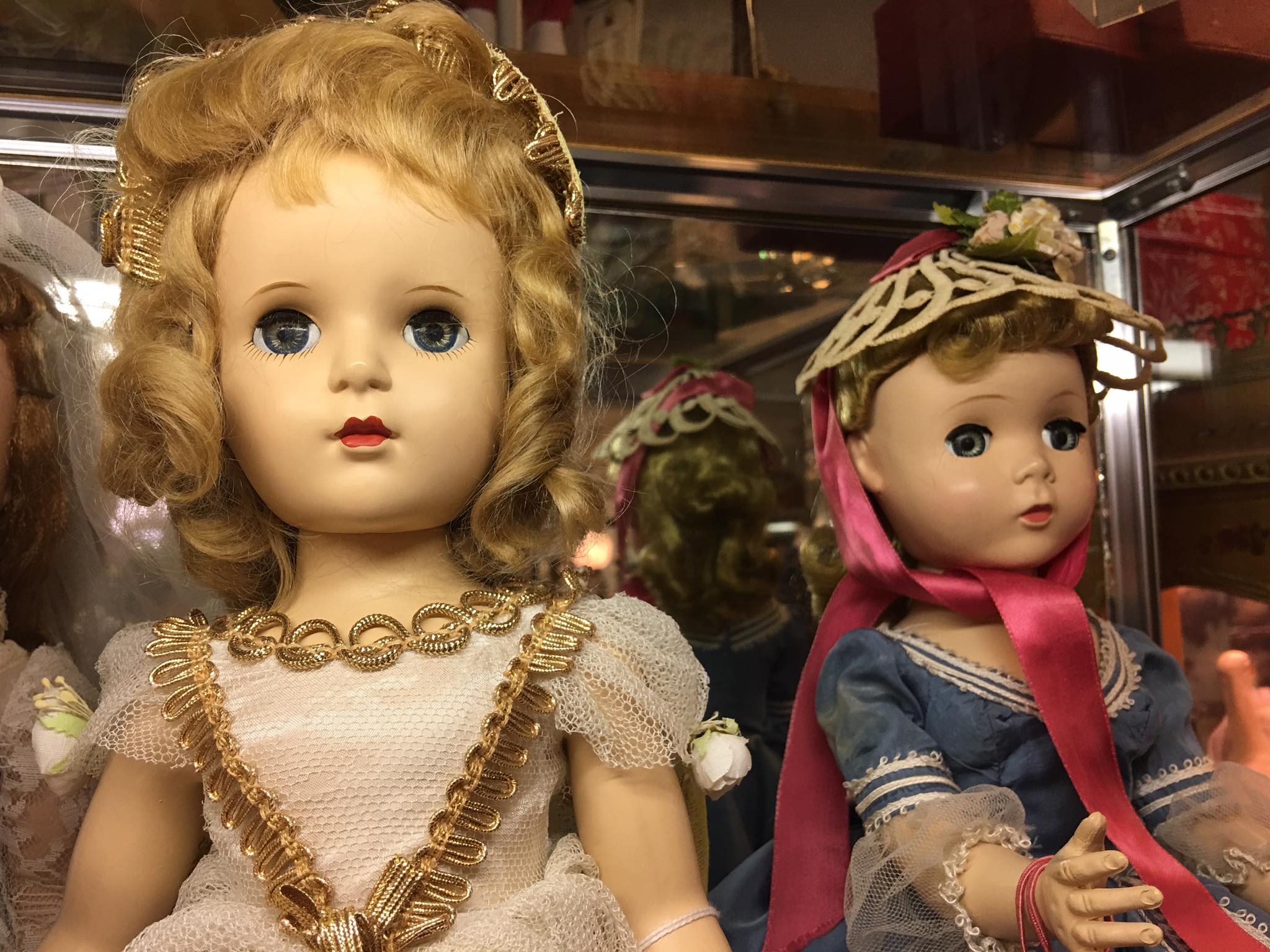 Ruby Lane Dolls - Our shop owner friends at Turn of The...