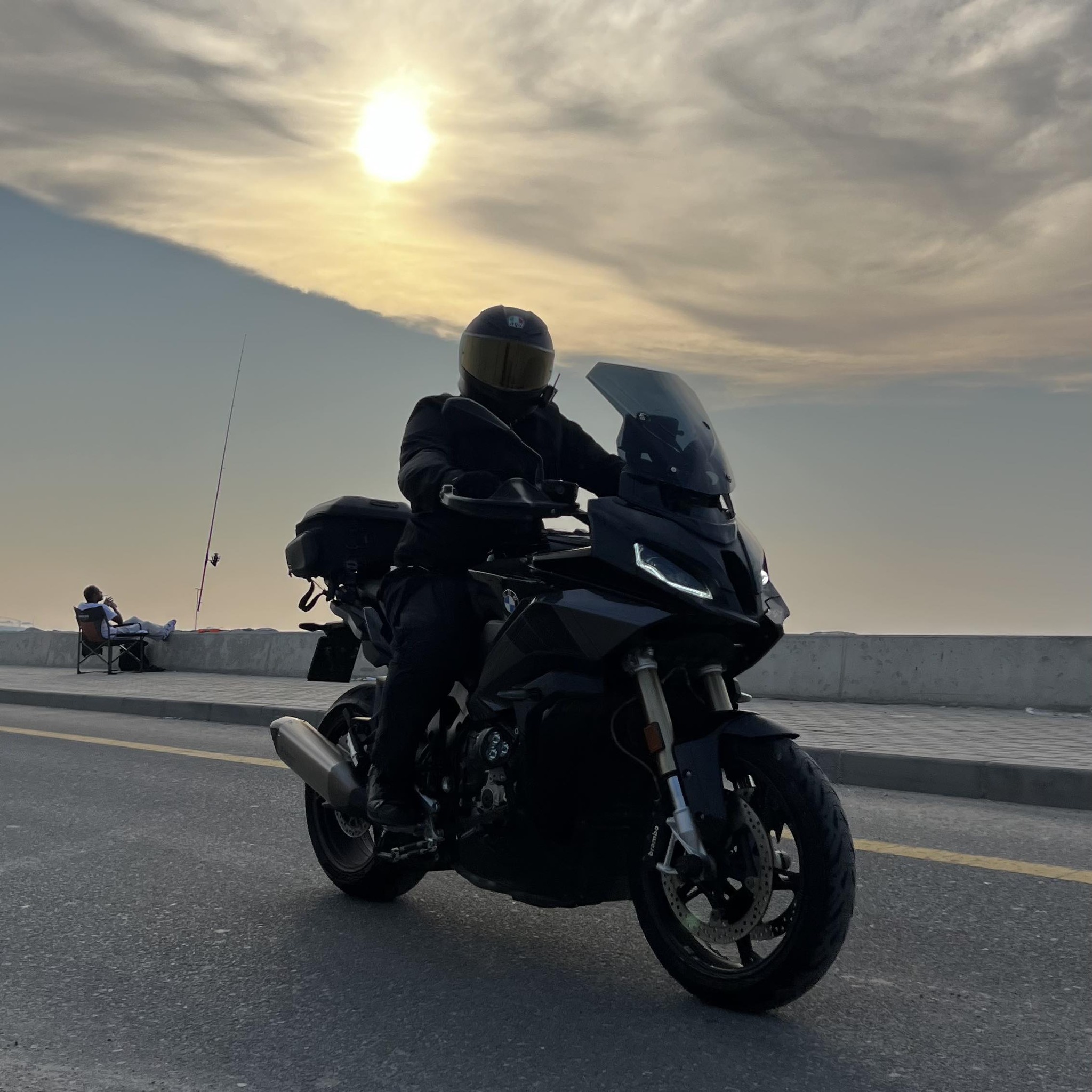 The beautiful Switzerland 🇨🇭 Goldfinger-Kurve 📍 - - - - #bmwmotorrad # ...