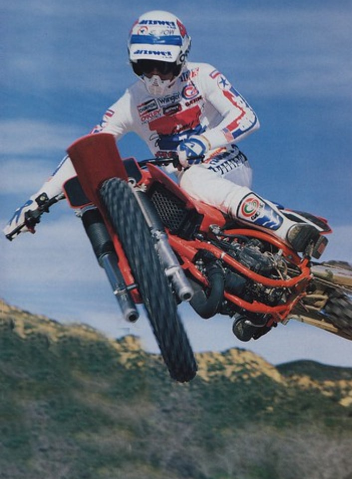 1983 Johnny O'Mara on his Factory Honda RC125 - JT Racing 📸