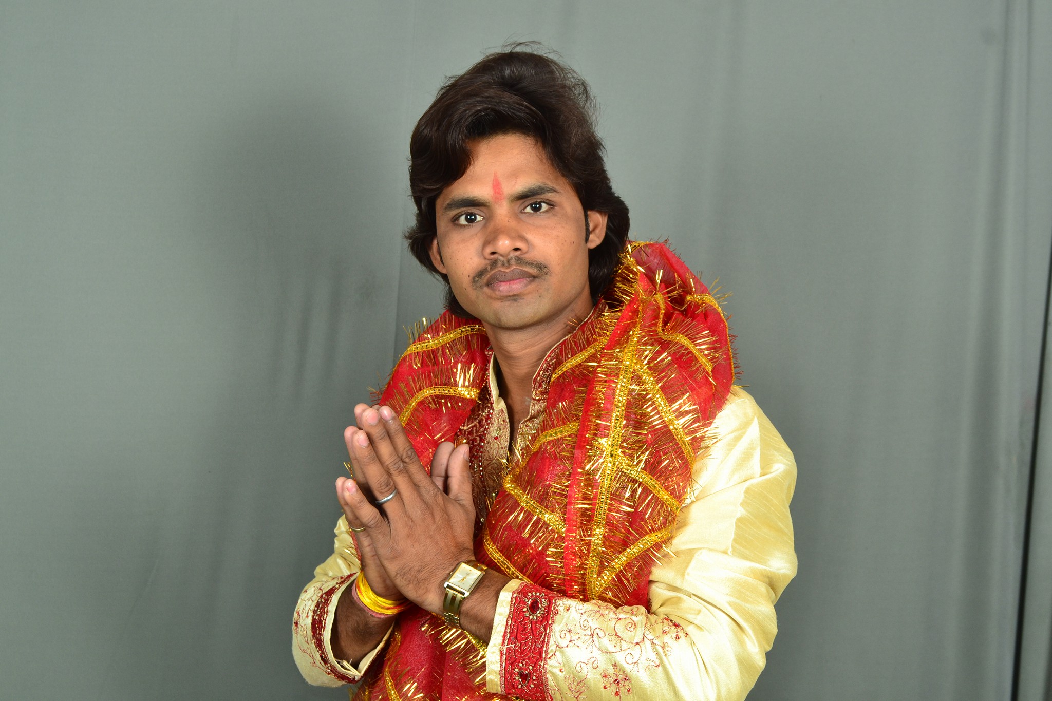 Vijay Shukla Bhojpuri Singer Surat