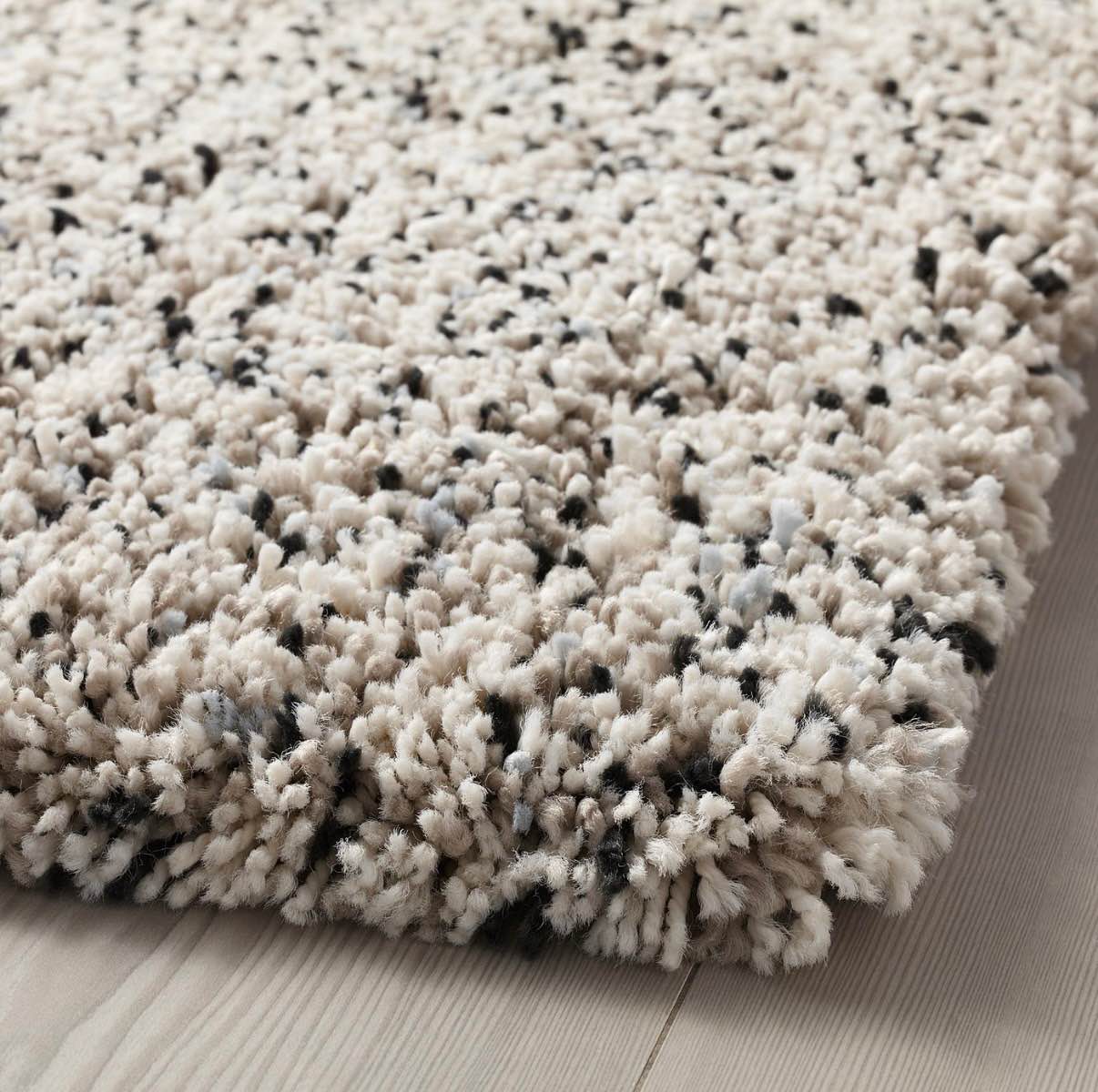 🚨 IKEA VINDUM Rug (High Pile) – Great Condition! 🚨 •Size: 170 x