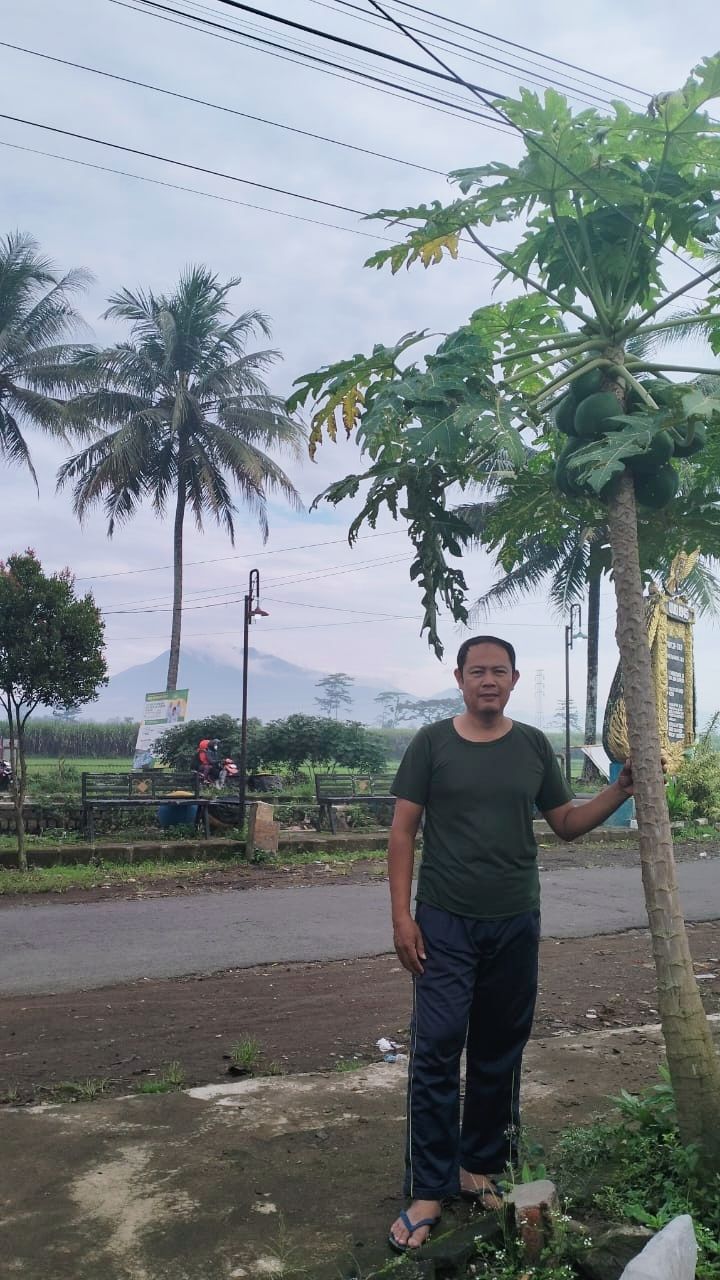 Ahmad Roni