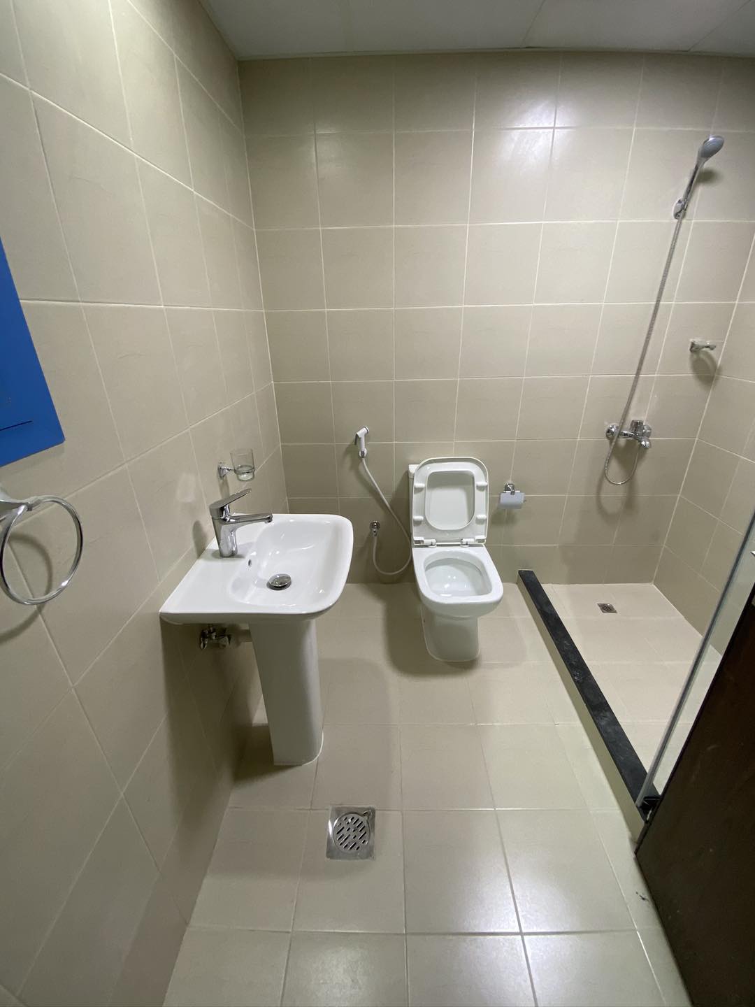 Al Rigga Partitions/Rooms | Dubai