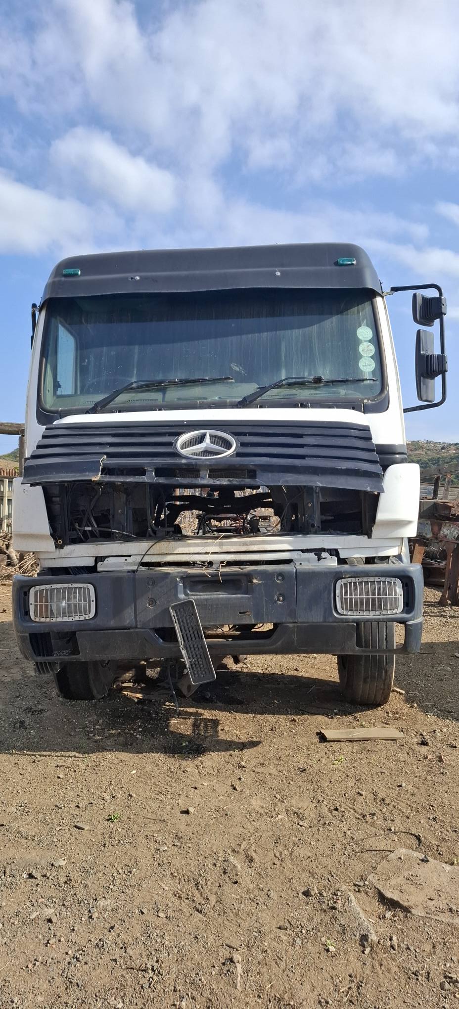 Used Trucks Trailers Buses and Plant South Africa | Mercedes-Benz ...