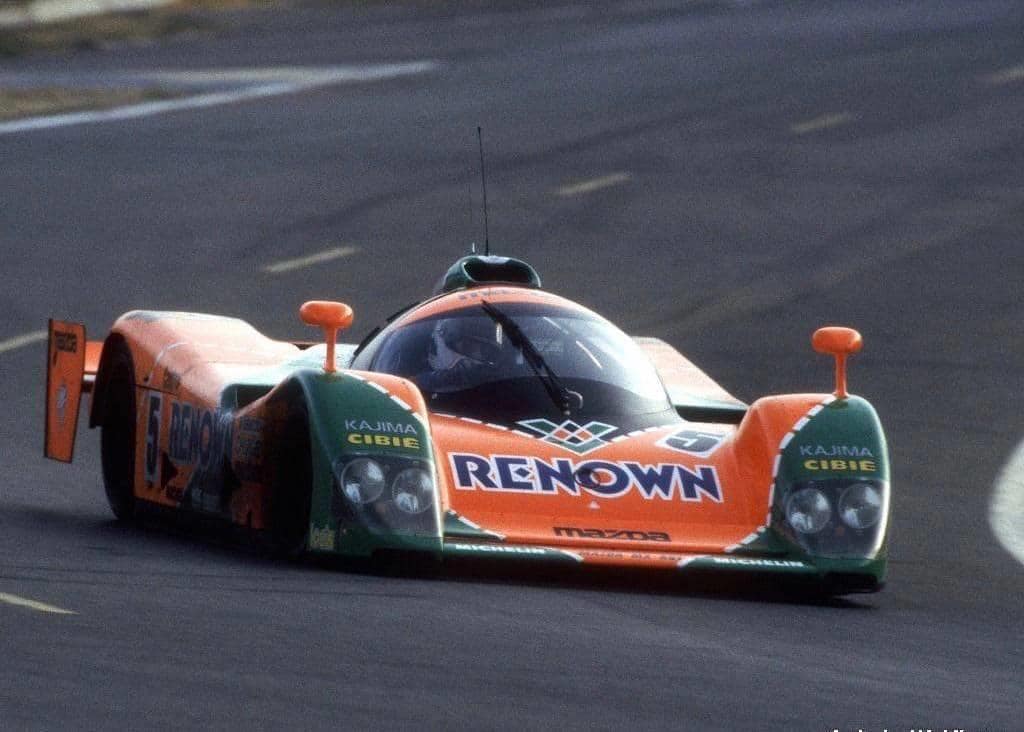 1992 Renown Mazda MXR-01 racing car details and performance
